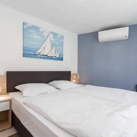 Lux Vista Suite Umag Exterior photo