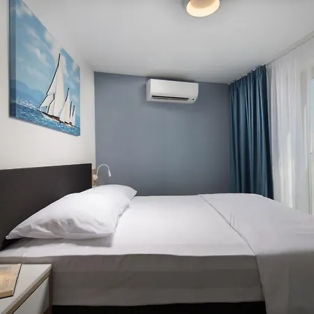Lux Vista Suite Umag Exterior photo