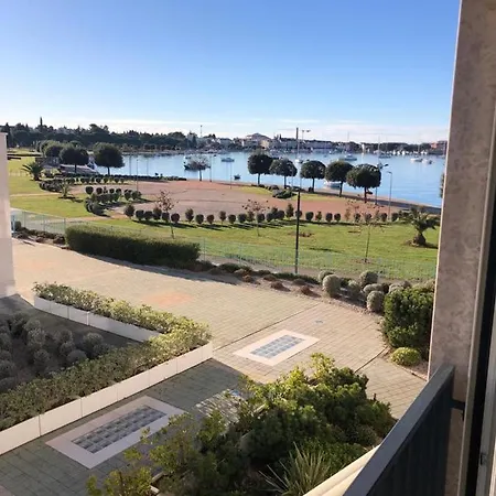Lux Vista Suite Umag Exterior photo